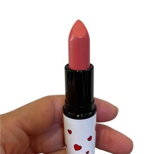 MAC Archie’s Girls Betty Bright Lipstick